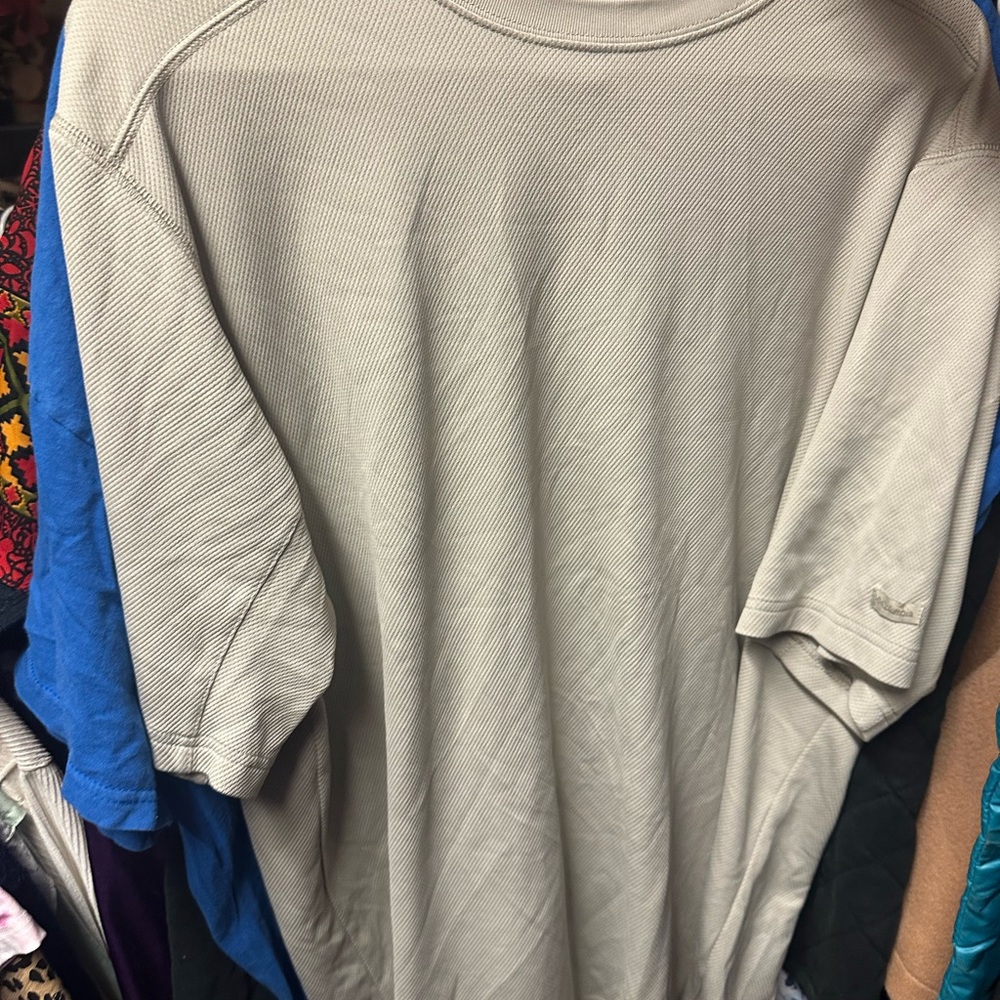 Columbia Men's Tan Short Sleeve Shirt - Picture 1 of 2
